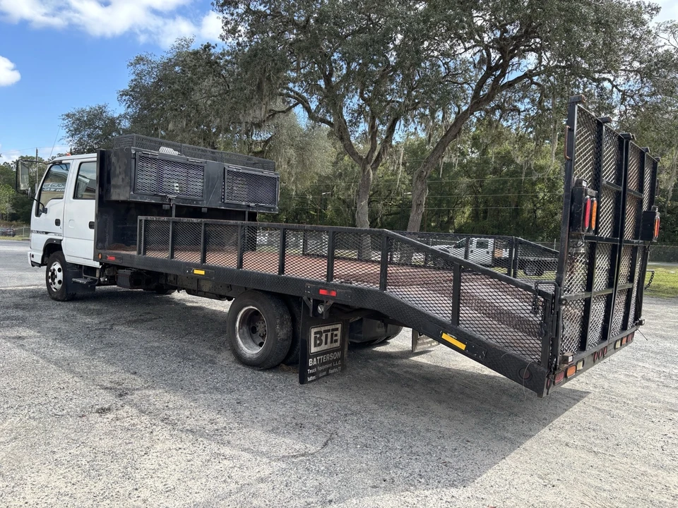 2007 Isuzu Elf - Image 12 of 21