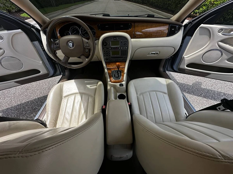 2007 Jaguar X-Type - Image 15 of 21