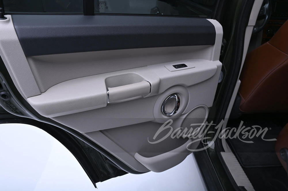 2007 Jeep Commander - Image 29 of 31