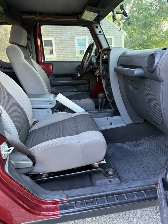 2007 Jeep JK Wrangler - Image 18 of 19