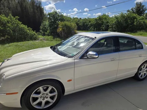 2007 Jaguar S-Type 2nd Gen - Image 2 of 18