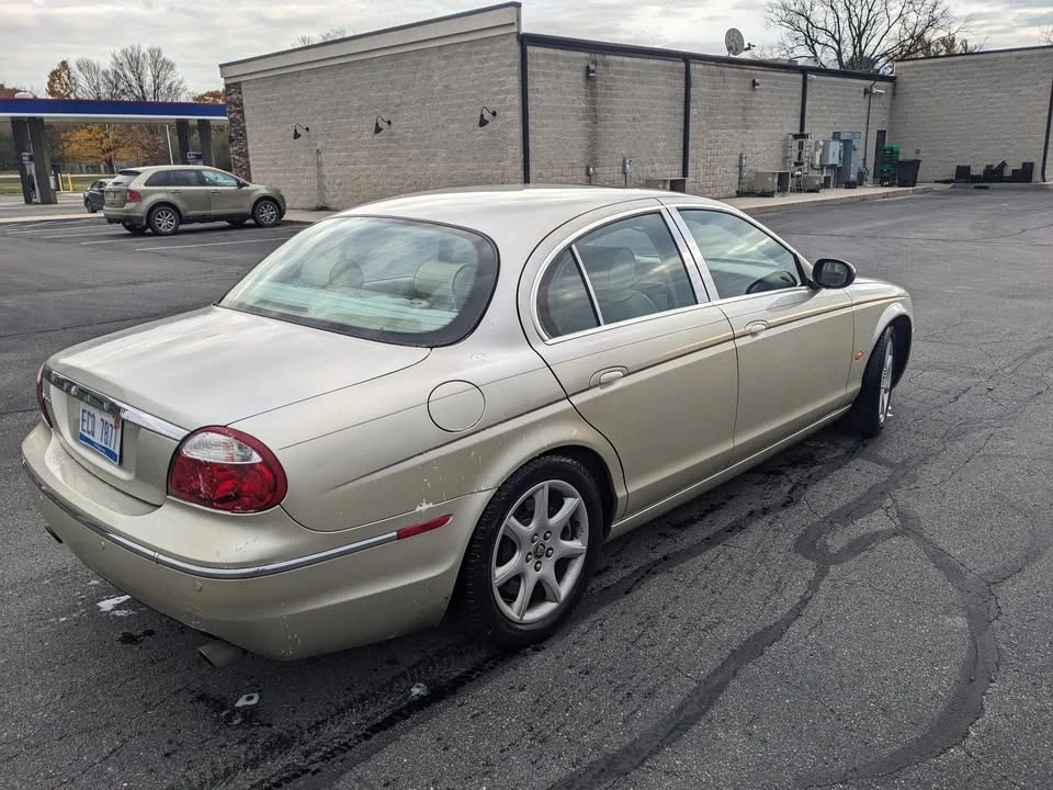 2007 Jaguar S-Type 2nd Gen - Image 5 of 7