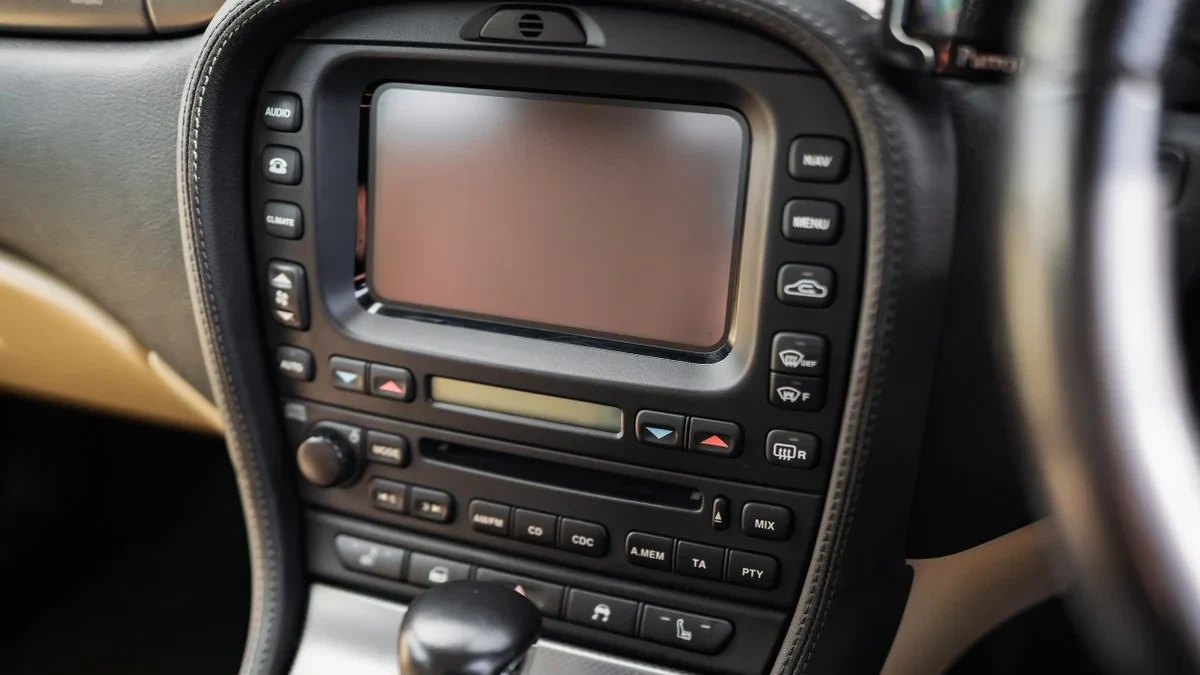 2007 Jaguar S-Type 2nd Gen - Image 21 of 30