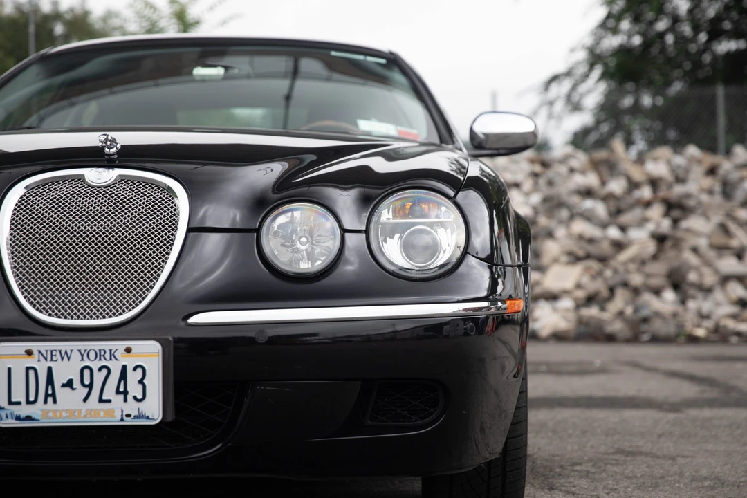 2007 Jaguar S-Type 2nd Gen - Image 25 of 31