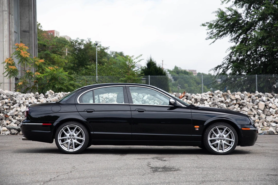 2007 Jaguar S-Type 2nd Gen - Image 15 of 31