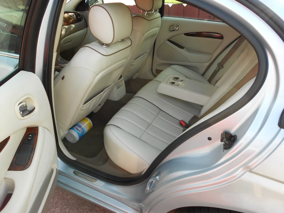 2007 Jaguar S-Type 2nd Gen - Image 4 of 12