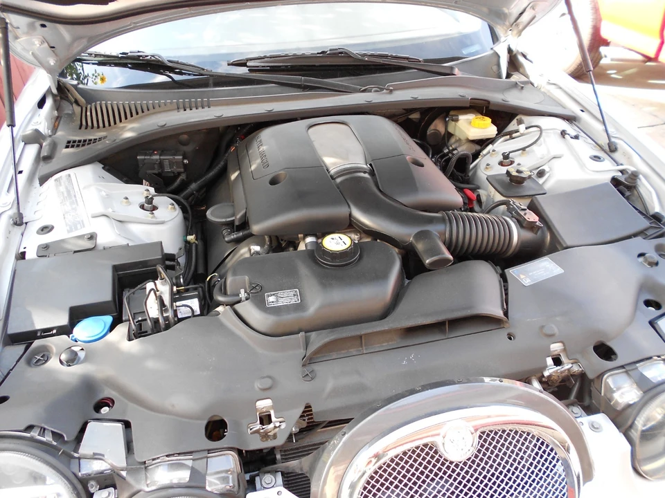 2007 Jaguar S-Type 2nd Gen - Image 6 of 12