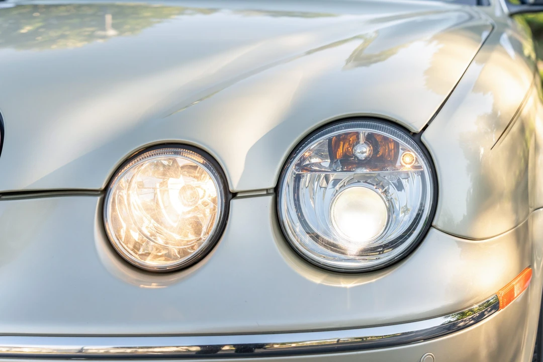 2007 Jaguar S-Type 2nd Gen - Image 22 of 31