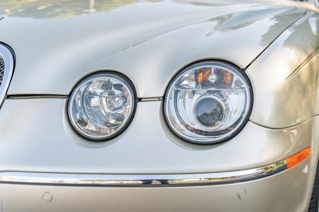 2007 Jaguar S-Type 2nd Gen - Image 21 of 31