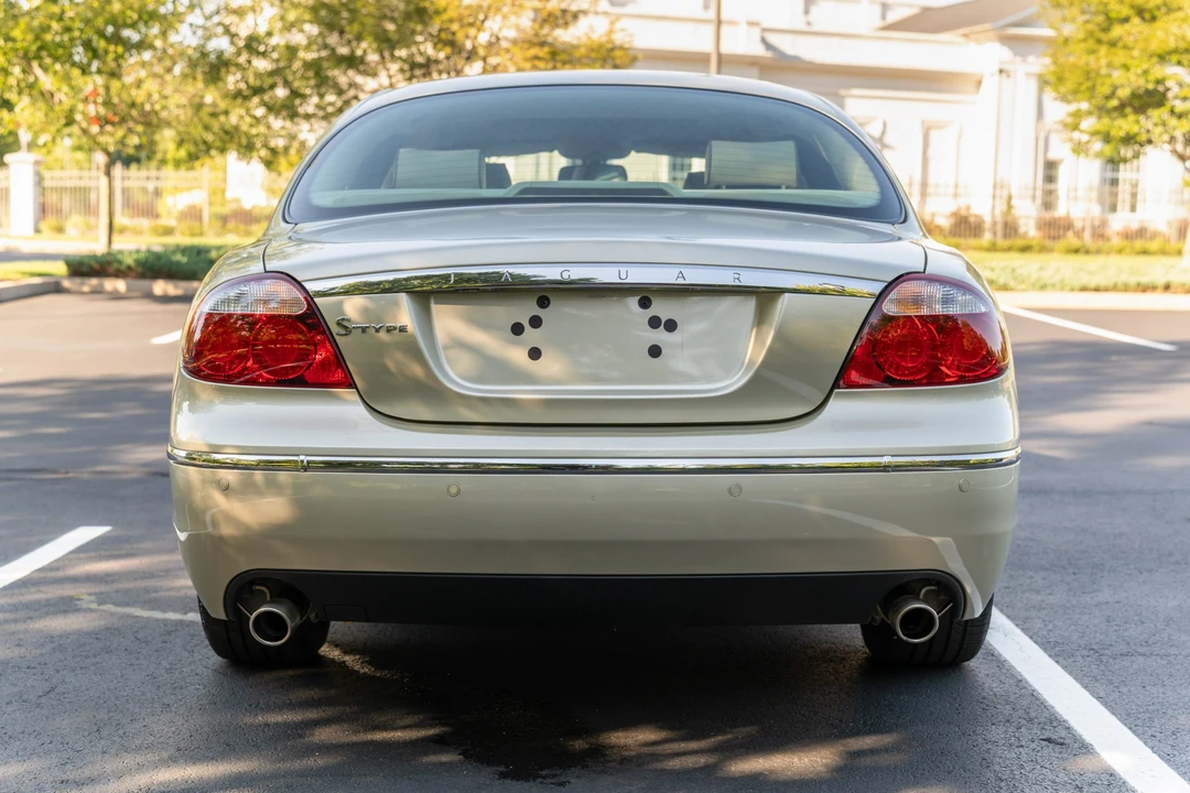 2007 Jaguar S-Type 2nd Gen - Image 8 of 31