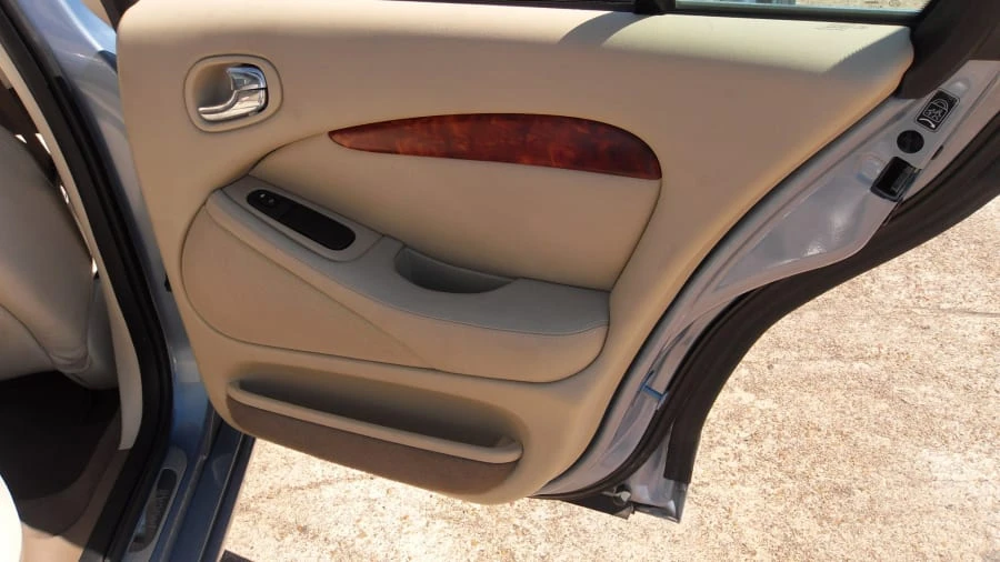 2007 Jaguar S-Type 2nd Gen - Image 9 of 20