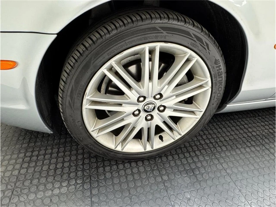 2007 Jaguar S-Type 2nd Gen - Image 12 of 31
