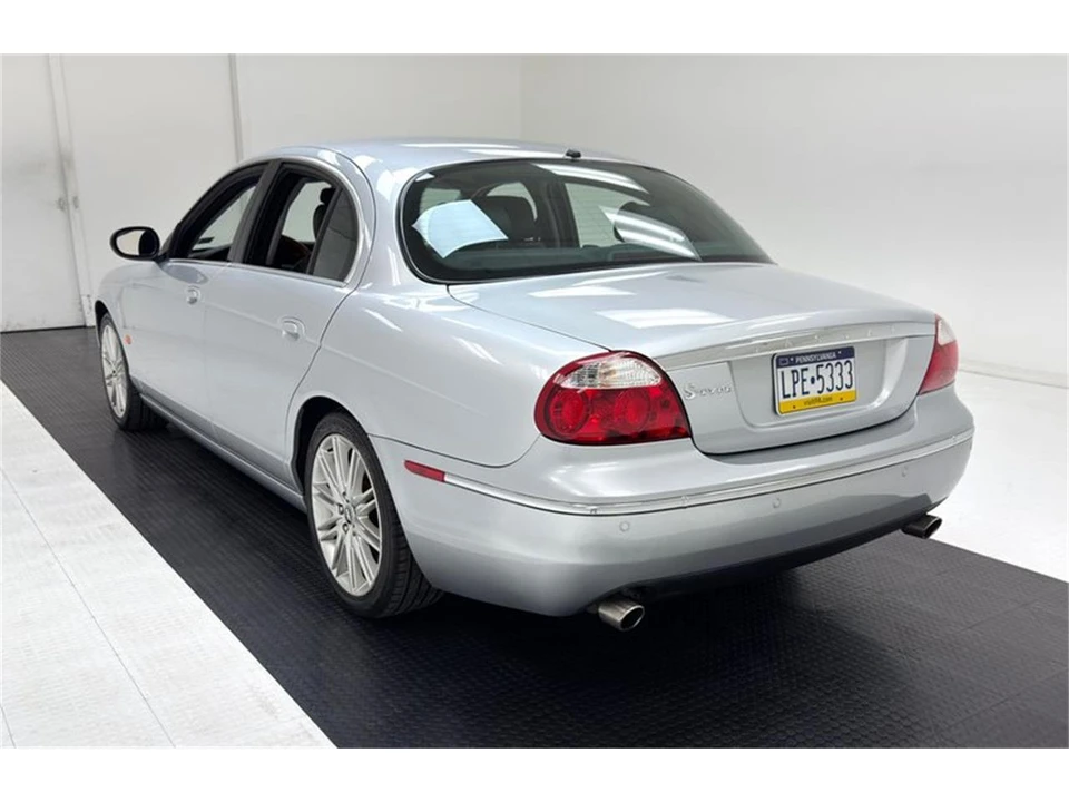 2007 Jaguar S-Type 2nd Gen - Image 3 of 31