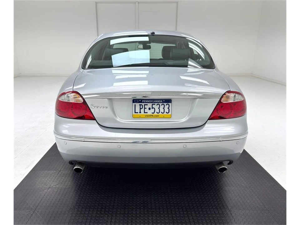 2007 Jaguar S-Type 2nd Gen - Image 4 of 31