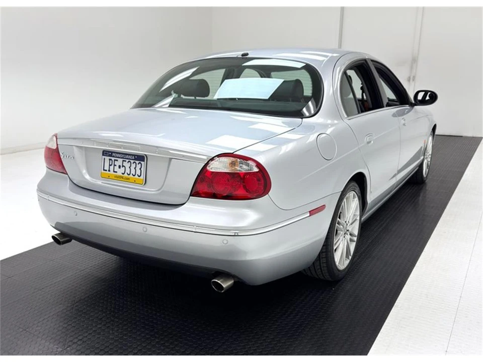 2007 Jaguar S-Type 2nd Gen - Image 5 of 31