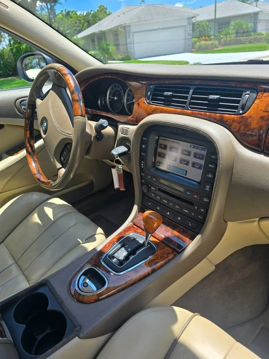 2007 Jaguar S-Type 2nd Gen - Image 16 of 23
