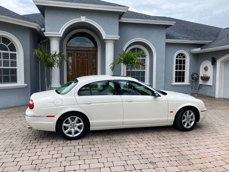 2007 Jaguar S-Type 2nd Gen - Image 8 of 10