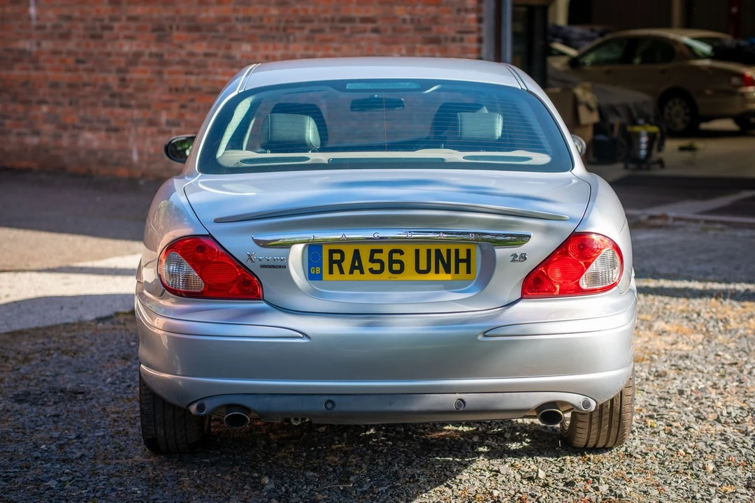 2007 Jaguar X-Type - Image 10 of 30