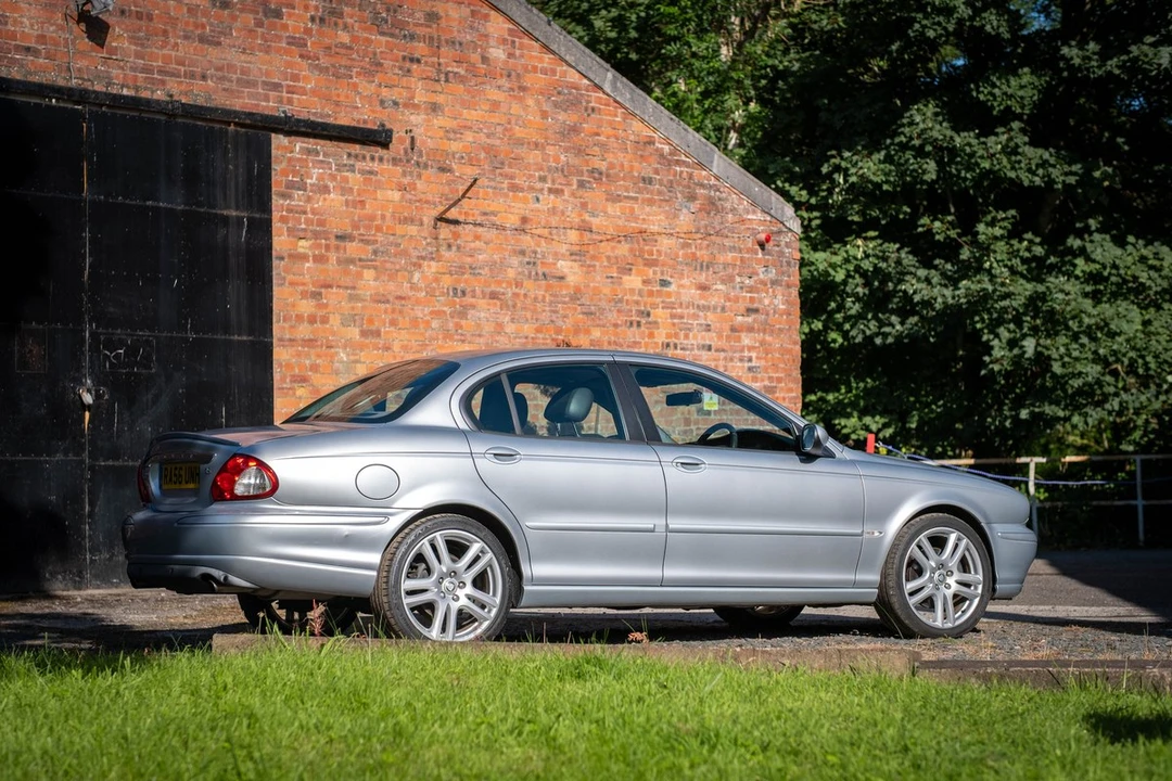 2007 Jaguar X-Type - Image 16 of 30