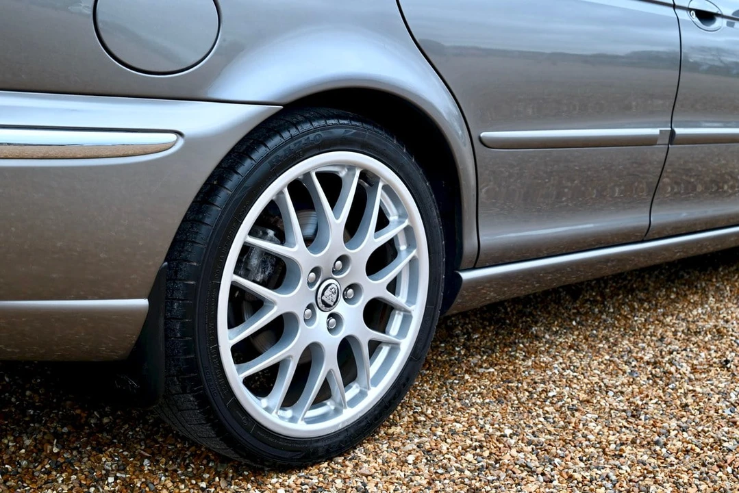 2007 Jaguar X-Type - Image 10 of 30