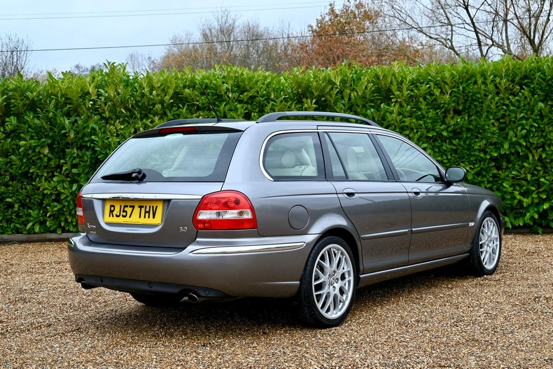 2007 Jaguar X-Type - Image 2 of 30