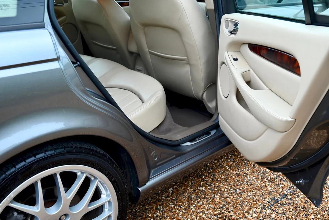 2007 Jaguar X-Type - Image 23 of 30