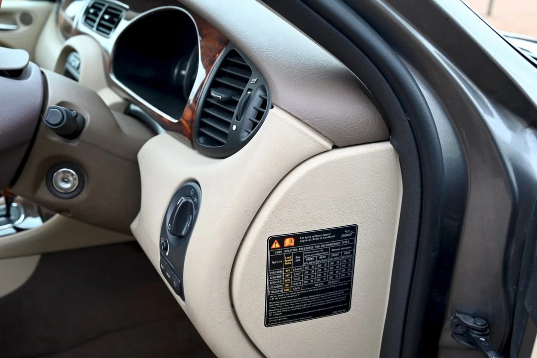 2007 Jaguar X-Type - Image 25 of 30