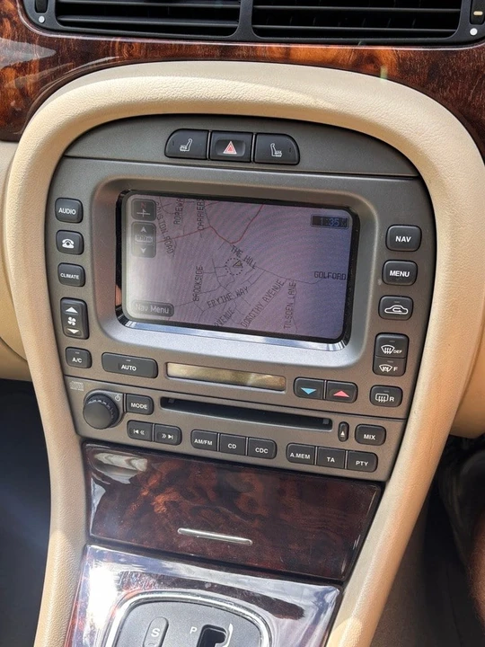 2007 Jaguar X-Type - Image 17 of 30