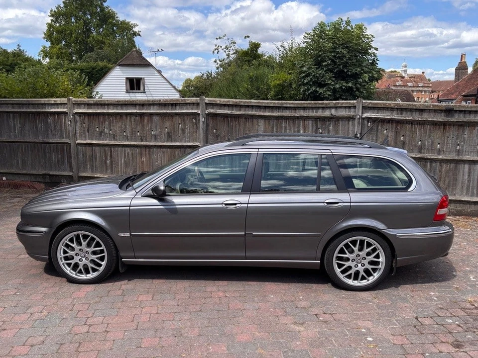 2007 Jaguar X-Type - Image 2 of 30