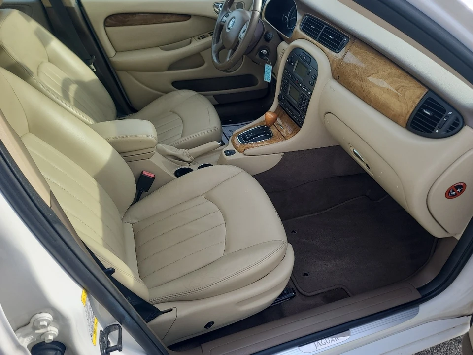 2007 Jaguar X-Type - Image 14 of 21
