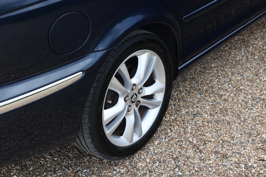 2007 Jaguar X-Type - Image 11 of 30