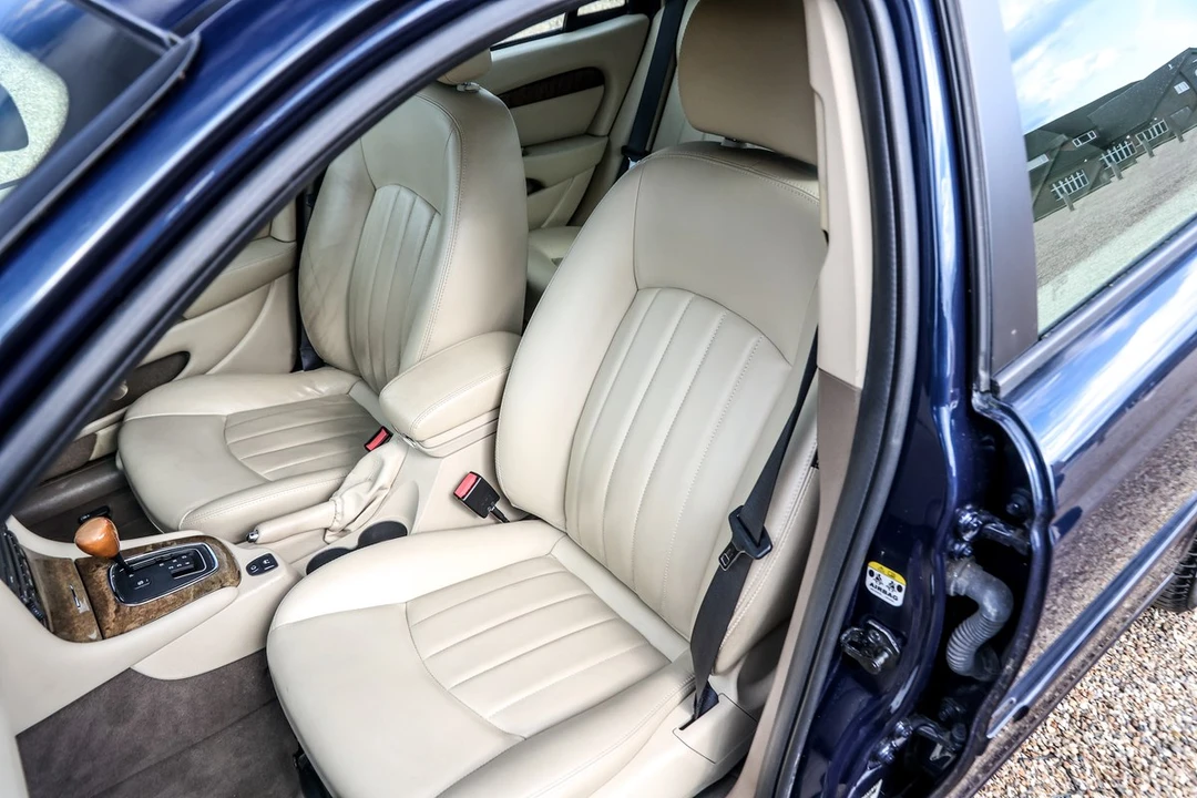 2007 Jaguar X-Type - Image 13 of 30