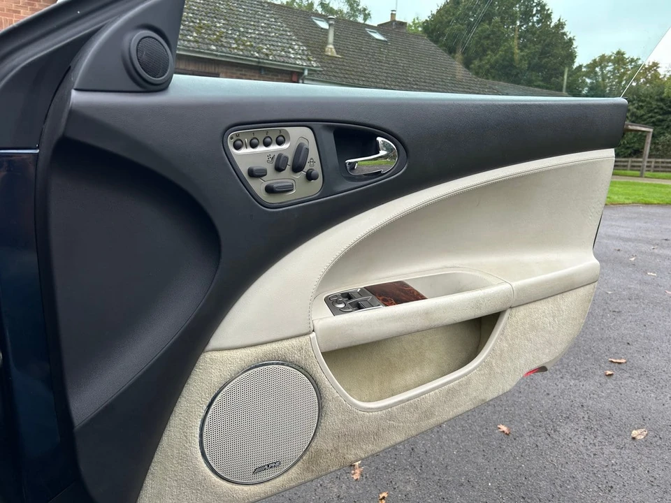 2007 Jaguar X150 XK - Image 23 of 30