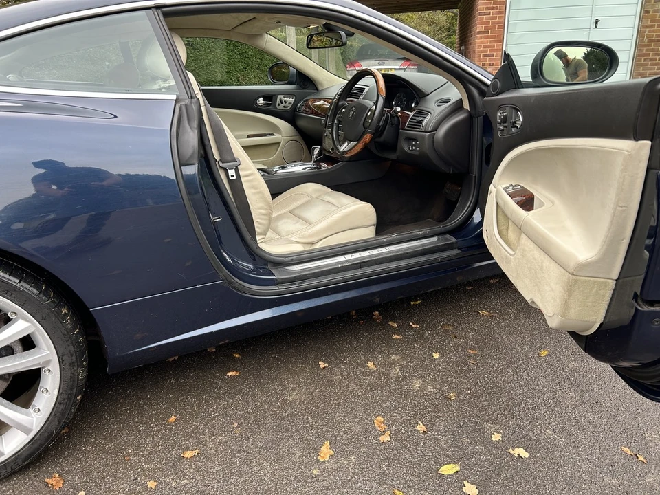 2007 Jaguar X150 XK - Image 12 of 30