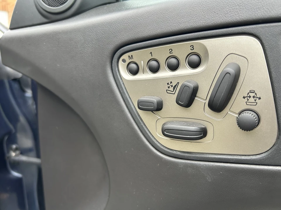 2007 Jaguar X150 XK - Image 17 of 30