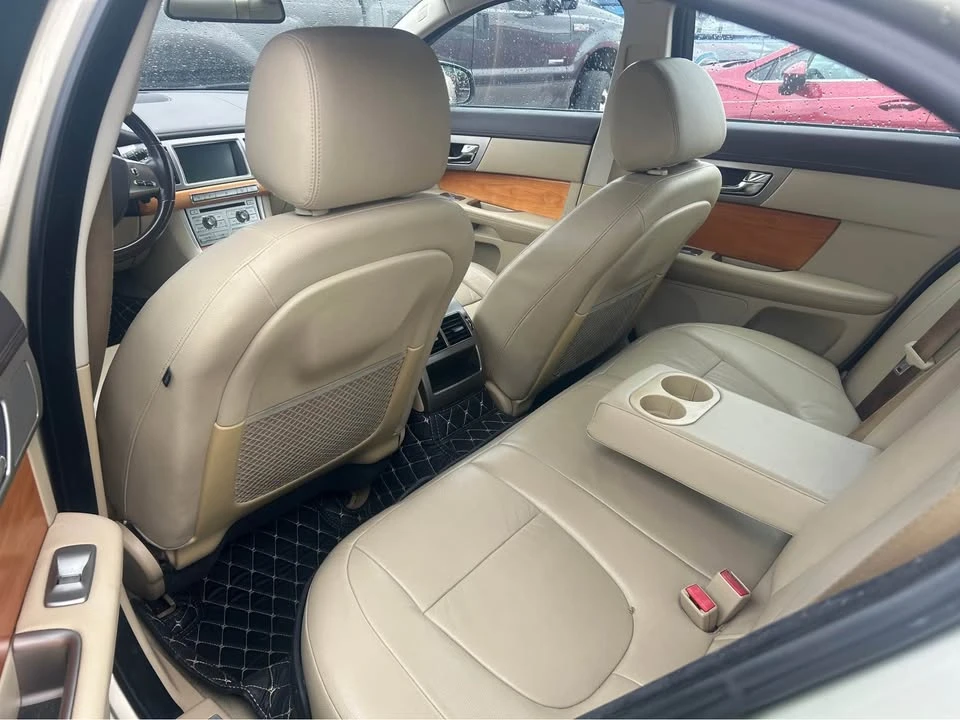 2007 Jaguar X250 XF - Image 10 of 11