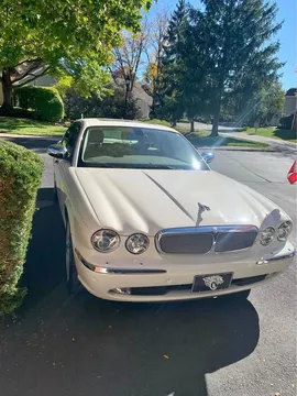 2007 Jaguar XJ8 L Sedan