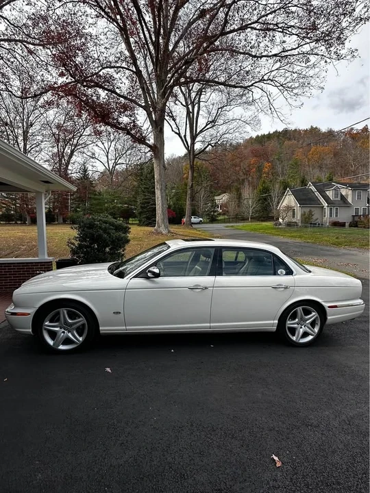 2007 Jaguar XJ Series 4 - Image 2 of 20