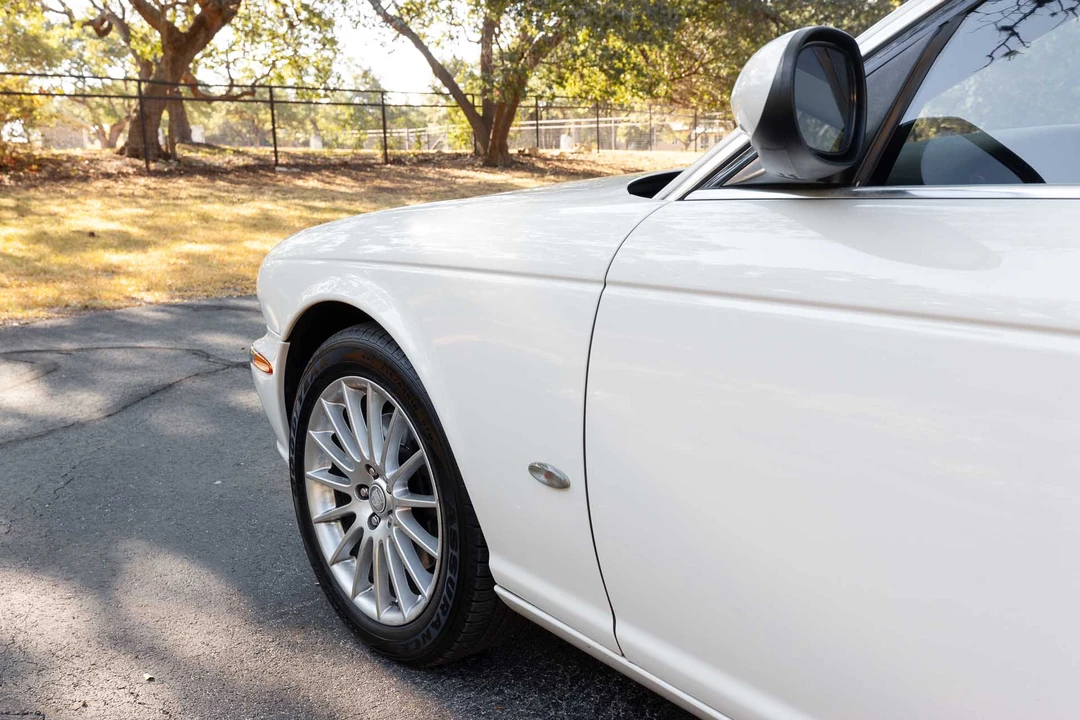 2007 Jaguar X350/X356/X358 XJ - Image 17 of 31