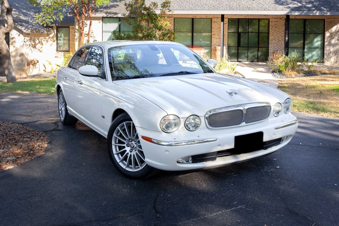 2007 Jaguar X350/X356/X358 XJ - Image 2 of 31
