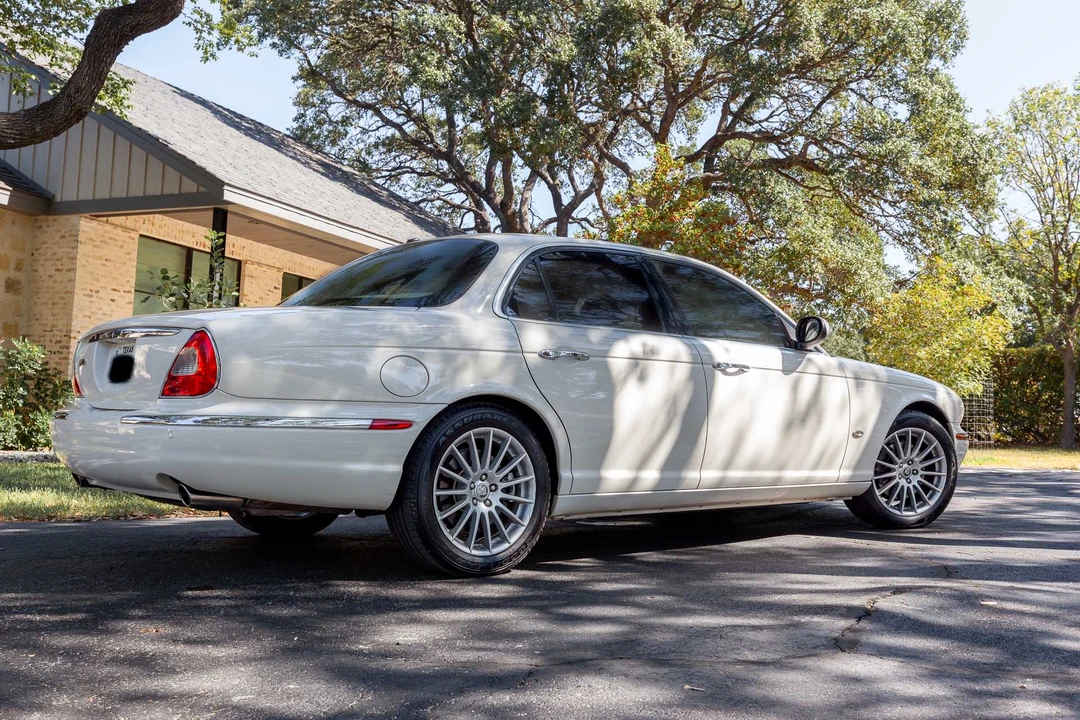 2007 Jaguar X350/X356/X358 XJ - Image 9 of 31