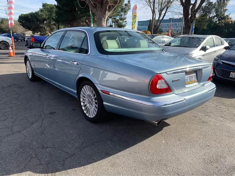 2007 Jaguar XJ8 Vanden Plas