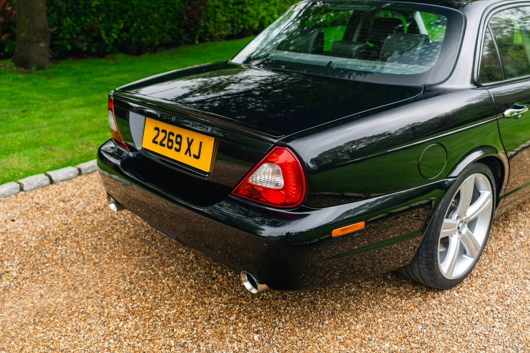 2007 Jaguar X350/X356/X358 XJR - Image 25 of 31