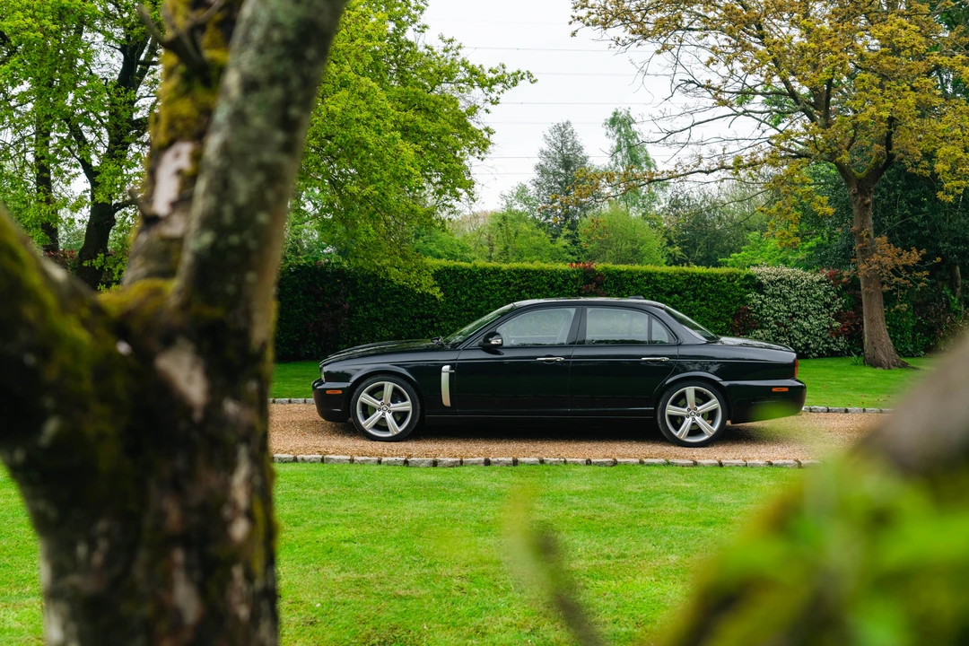 2007 Jaguar X350/X356/X358 XJR - Image 9 of 31