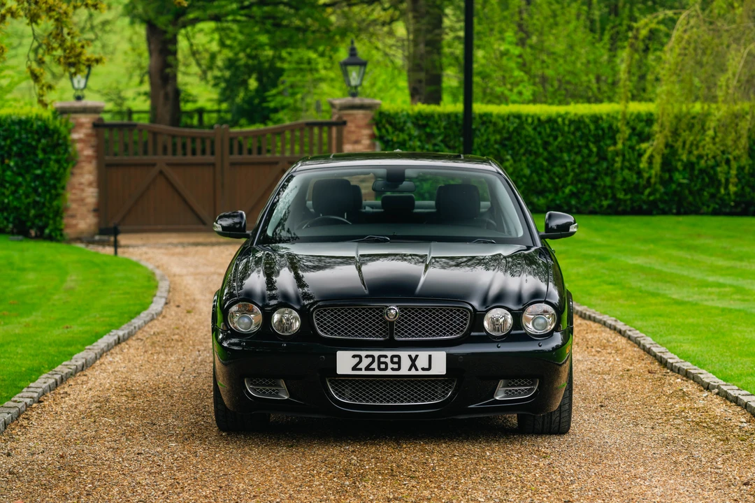 2007 Jaguar X350/X356/X358 XJR - Image 2 of 31