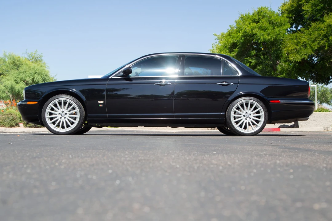 2007 Jaguar X350/X356/X358 XJR - Image 13 of 31