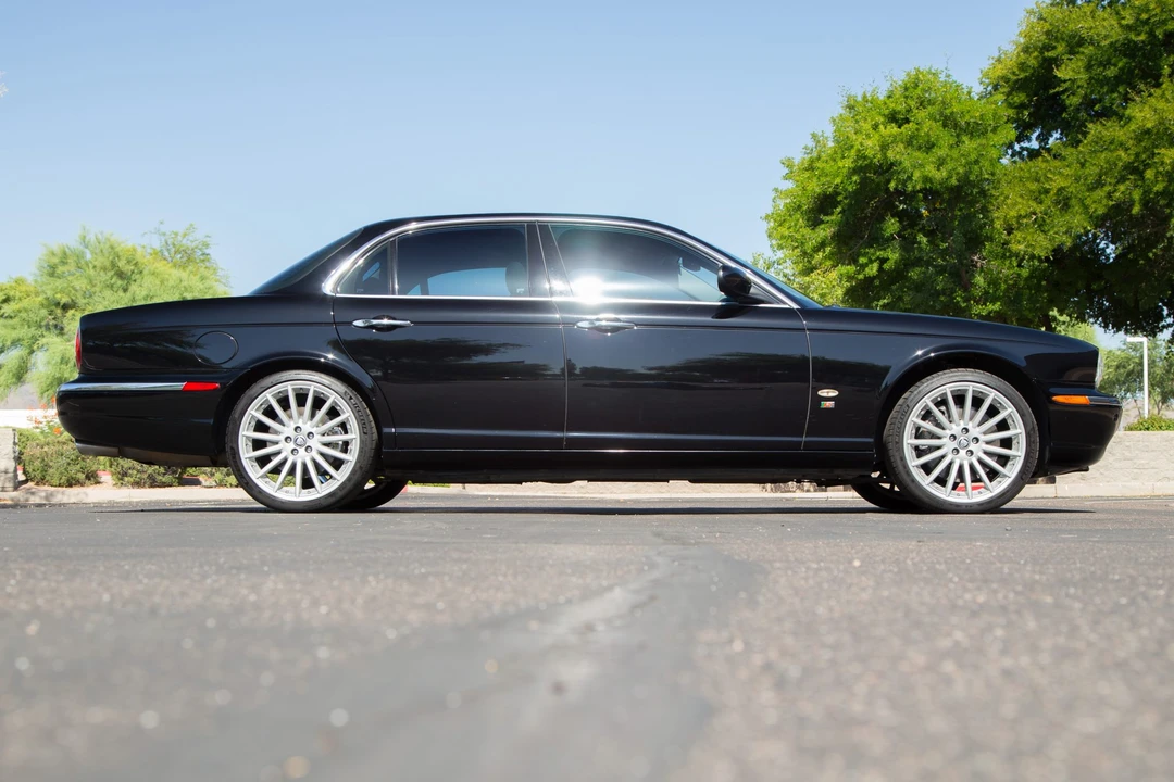 2007 Jaguar X350/X356/X358 XJR - Image 9 of 31