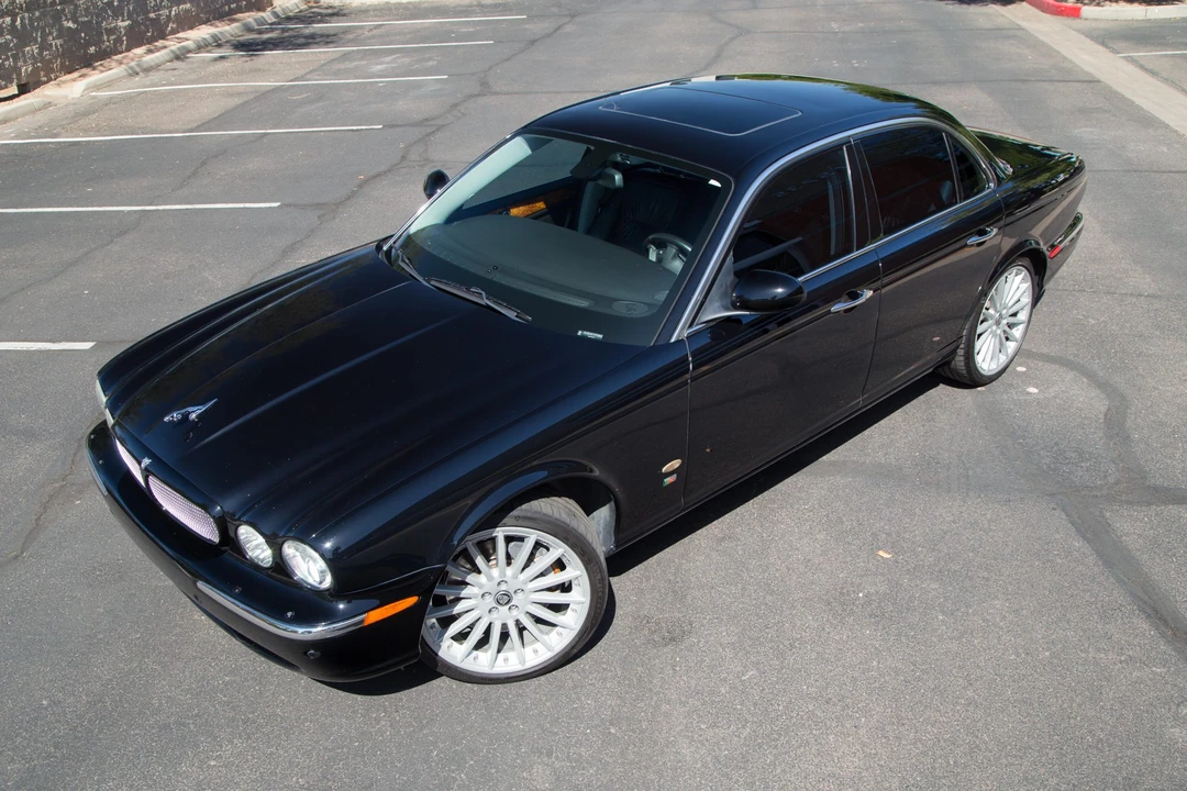 2007 Jaguar X350/X356/X358 XJR - Image 2 of 31
