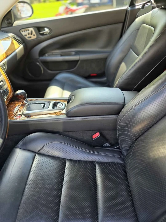 2007 Jaguar X150 XK - Image 8 of 12