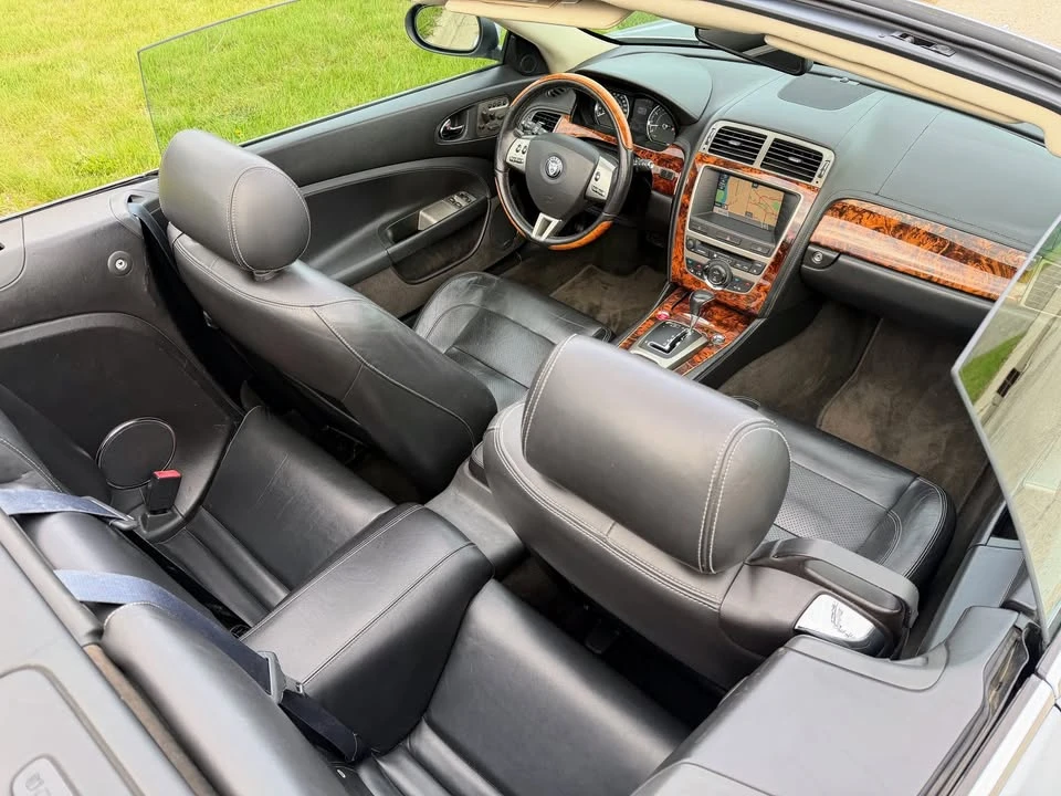 2007 Jaguar XK - Image 17 of 20